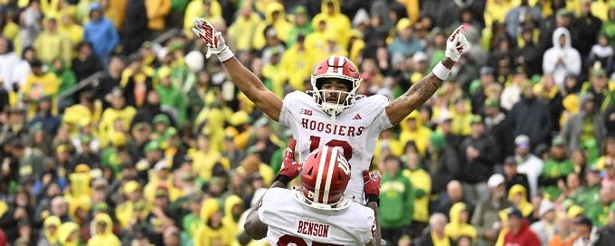 Indiana soars to No. 3 in AP Top 25; Texas, USC reenter poll