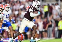 Texas A&M RB Le'Veon Moss (ankle) to miss significant time