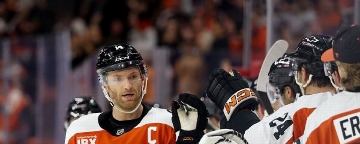 Confident Couturier helps Tocchet win home debut