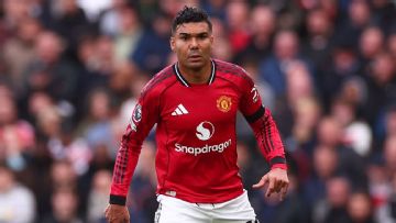 Man United could keep Casemiro if he takes pay cut - sources