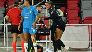 Trinity Rodman limps off in tears during Washington Spirit game