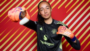 Tullis-Joyce's remarkable rise to USWNT and Man United No. 1