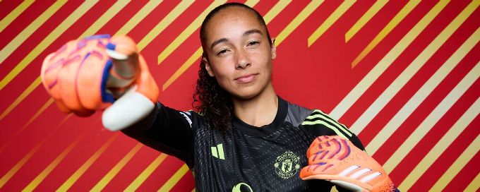 Tullis-Joyce's remarkable rise to USWNT and Man United No. 1