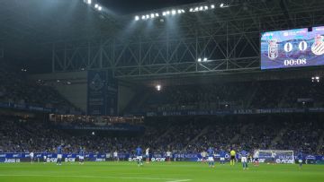 LaLiga players pause game to protest Barcelona match in Miami