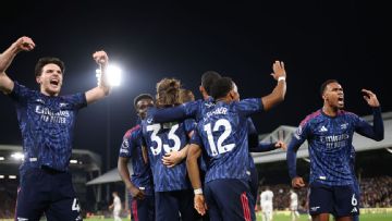 European soccer recap: Arsenal, Man City, Barcelona, Bayern all win