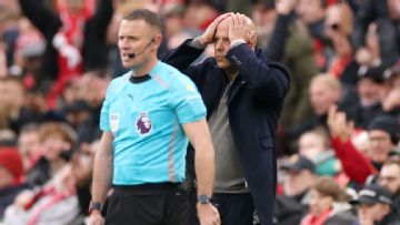Liverpool coach Slot faces 'challenge' to end losing streak