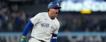 Jays' Springer back; Betts at cleanup in Game 6