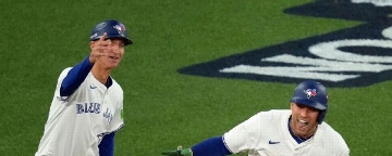 Springer HR sends Blue Jays to 1st WS since '93
