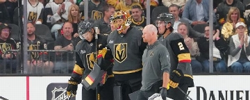 Vegas goalie Hill exits with apparent leg injury