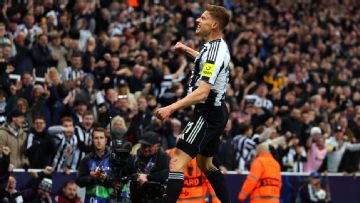 Harvey Barnes brace helps Newcastle beat Mourinho's Benfica