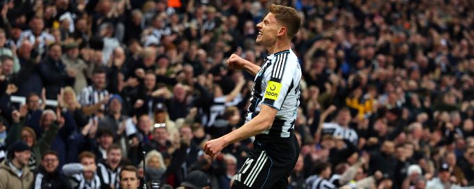 Harvey Barnes brace helps Newcastle beat Mourinho's Benfica