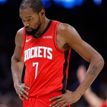 Durant pins season-opening loss on himself as Rockets fall