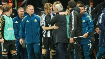 Mourinho heaps praise on Gordon, calls St James' Park 'quiet'