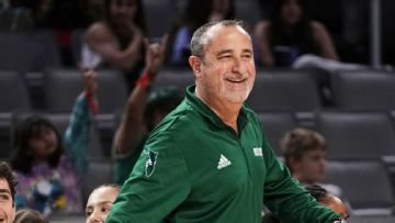 Wings to hire USF's Jose Fernandez as head coach, source says