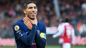 First-half Hakimi double helps PSG to comfortable win over Brest