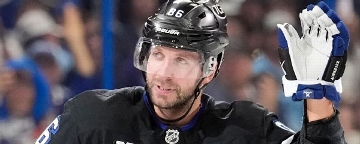 'Honored' Kucherov tops 1,000 points in 4-3 win