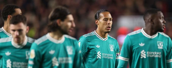Liverpool in 'crisis mode' after 4 defeats on the bounce - Carragher