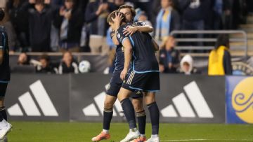 Union win Game 1 shootout after Fire comeback