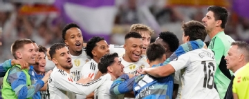 A statement Clasico win for Madrid; Liverpool lose again; more