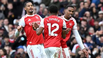 Is Arsenal's defence better than José Mourinho's Chelsea? How stats compare so far