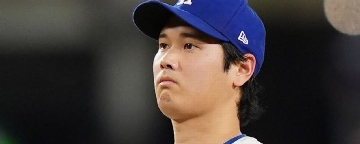 Ohtani rues 'regrettable' inning, takes Game 4 loss