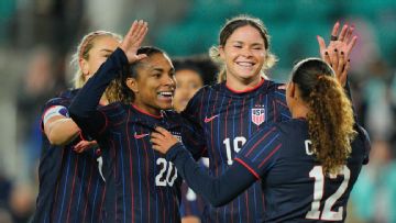 USWNT routs New Zealand to close out October window