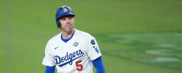 Dodgers' bats flail again, putting season on brink