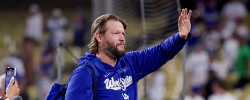 Kershaw bids farewell to Dodger Stadium after G5