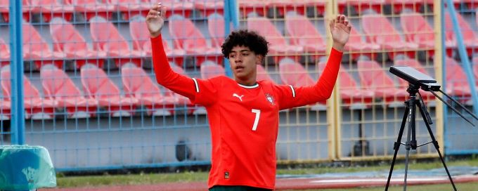 Cristiano Ronaldo Jr. debuts for Portugal U16s in win over Turkey
