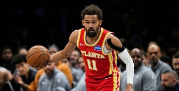 Sources: Hawks' Young (knee sprain) out 4 weeks