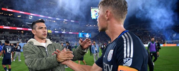 Chucky Lozano to return from exile for San Diego in Game 2