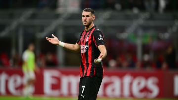 Transfer rumors, news: Clock ticking for AC Milan's Gimenez