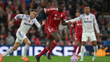 European live updates: Liverpool aim to end freefall vs. Villa