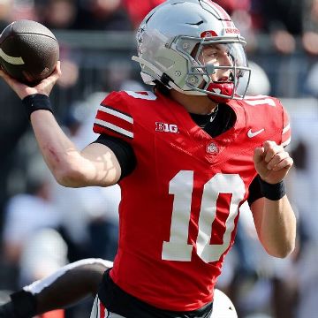 Julian Sayin now Heisman favorite, as No. 1 Ohio State rolls