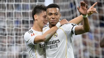Mbappé scores 2, Vini misses pen in Madrid rout of Valencia