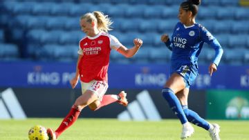 Stina Blackstenius brace helps Arsenal thrash Leicester