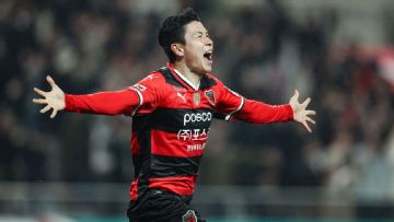 From Moscow hardship to reaching Asia's summit, Kim In-Sung has always found happiness in football