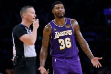 Lakers' Smart fined $35K for obscene gesture toward official