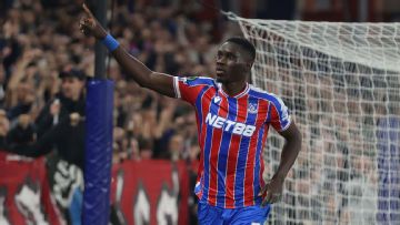 Sarr double gives Crystal Palace 1st European home win
