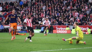 Igor Thiago stars as Brentford overcome 10-man Newcastle