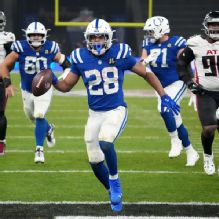 Jonathan Taylor sets Colts TD record, runs for 244 yards in win
