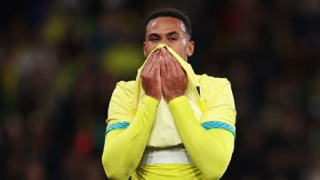 Arsenal's Gabriel goes off injured in Brazil friendly win