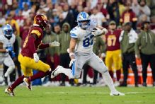 Lions TE Sam LaPorta (back) placed on IR, out next four games