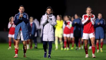 Arsenal 'calm' under pressure in Real Madrid comeback