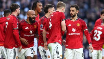Premier League live updates: Manchester United-Everton