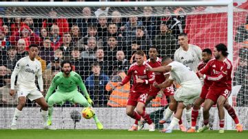 VAR Review: Murillo goal vs. Liverpool, Igor Jesus handball disallowed