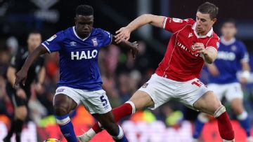 Wrexham extend unbeaten run in 0-0 draw with Ipswich