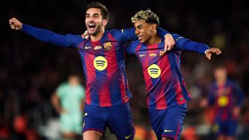 Torres nets double as Barcelona mark Camp Nou return in style