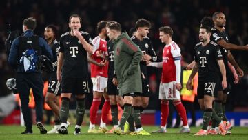 Harry Kane urges Bayern Munich calm after 1st loss of season