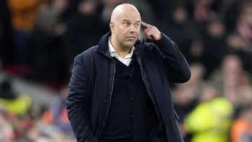 Arne Slot to Liverpool players: 'Reward ourselves' in positive moments